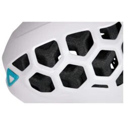 C.A.M.P. - Women's Ikon Nova - Climbing Helmet -Bergfreunde camp womens ikon nova climbing helmet detail 10