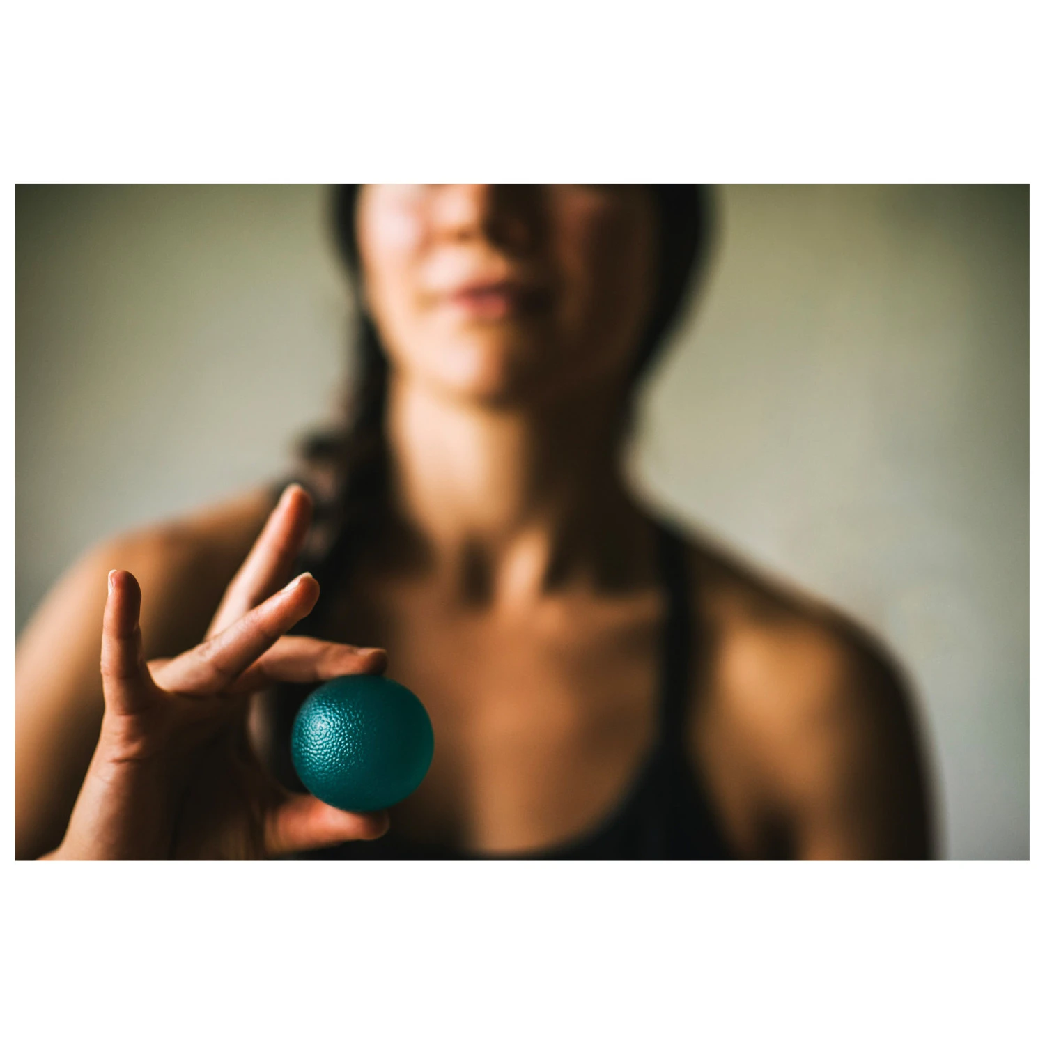 GAIAM - Restore Hand Therapy Kit Green - Functional Training 3 GAIAM - Restore Hand Therapy Kit Green - Functional Training - Image 3