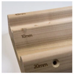 Lattice - Triple Rung - Training Board -Bergfreunde lattice triple rung training board detail 3