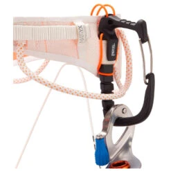 Petzl - Whisper - Climbing Harness -Bergfreunde petzl whisper climbing harness detail 6