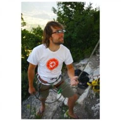 YY Vertical - Clip Up - Belay Glasses -Bergfreunde yy vertical clip up belay glasses detail 3