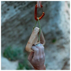 YY Vertical - Triangle - Training Board -Bergfreunde yy vertical triangle training board detail 6