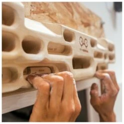 YY Vertical - Verticalboard One - Training Board -Bergfreunde yy vertical verticalboard one training board detail 3