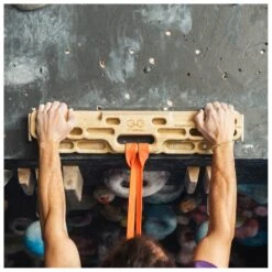 YY Vertical - Verticalboard One - Training Board -Bergfreunde yy vertical verticalboard one training board detail 4